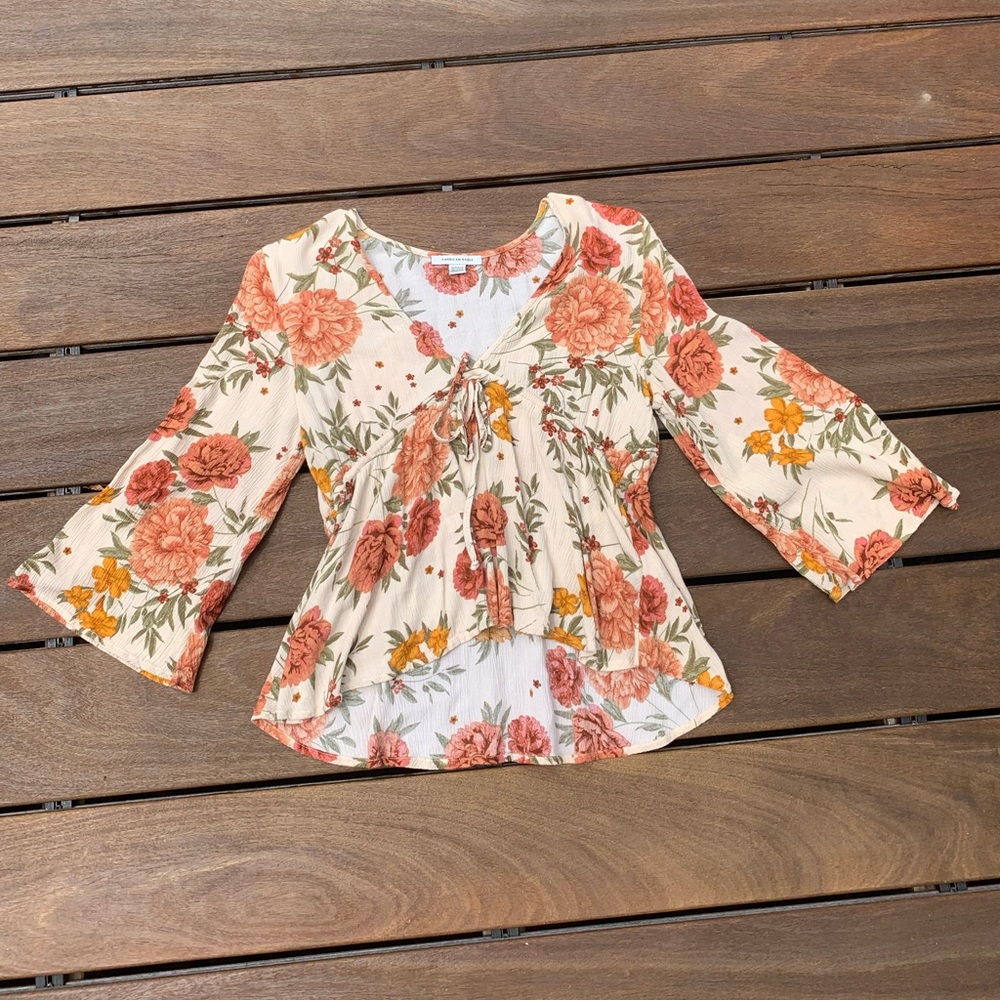 American eagle flowy floral blouse